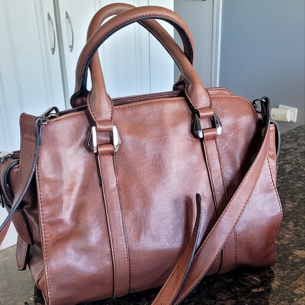 Leather handbag